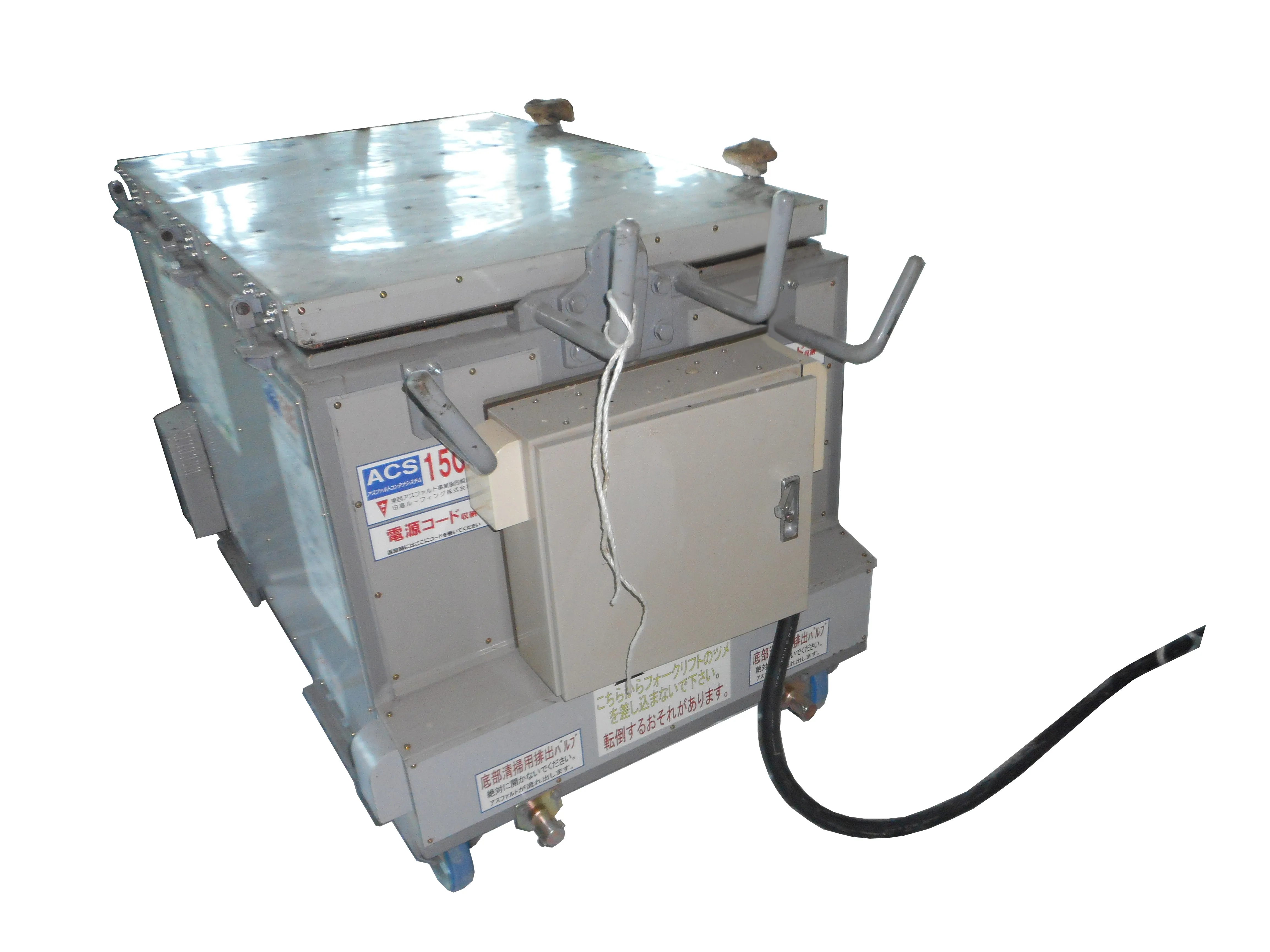 電気式溶融釜。自動で溶融温度を管理する機能あり